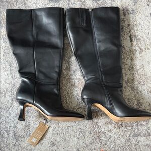 NWT Dolce Vita Extra Wide Calf Gyra Black Leather Knee-High Boots size 10.5
